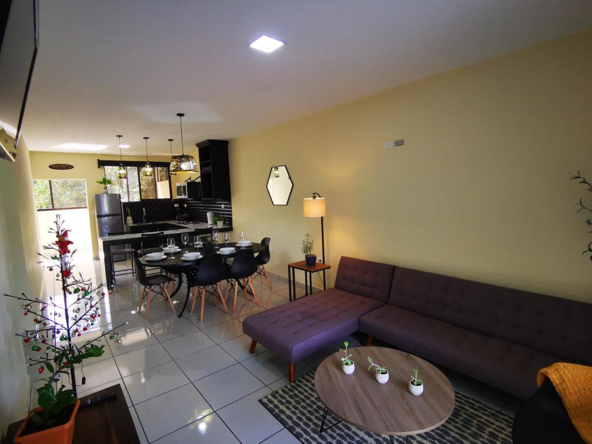 Loky'S Apartments La Fortuna 外观 照片