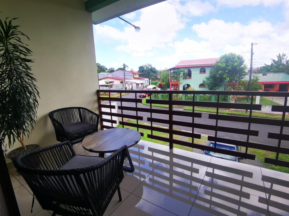 Loky'S Apartments La Fortuna 外观 照片