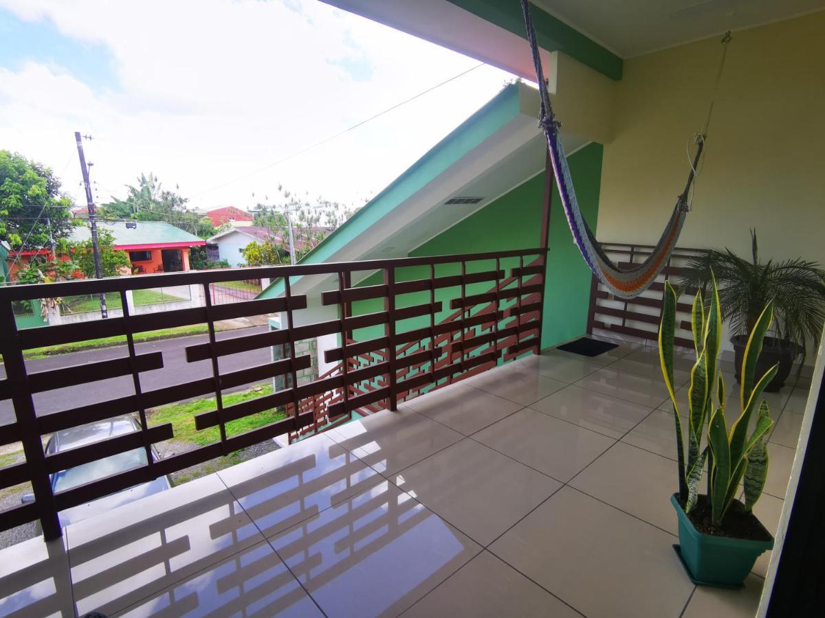 Loky'S Apartments La Fortuna 外观 照片