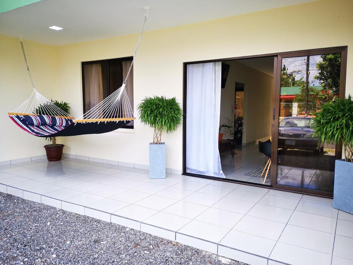 Loky'S Apartments La Fortuna 外观 照片